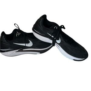 Nike Unisex Air Zoom G.T. Cut 2 Basketball Shoe/Sneaker, Size 13